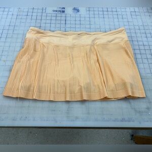 Lululemon varsity pleated tennis skirt